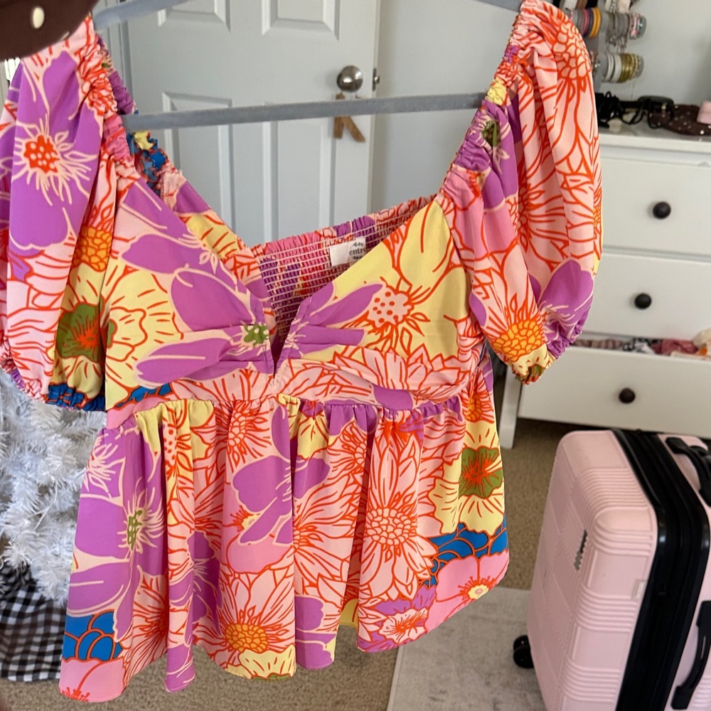 Floral Puff Sleeve Top